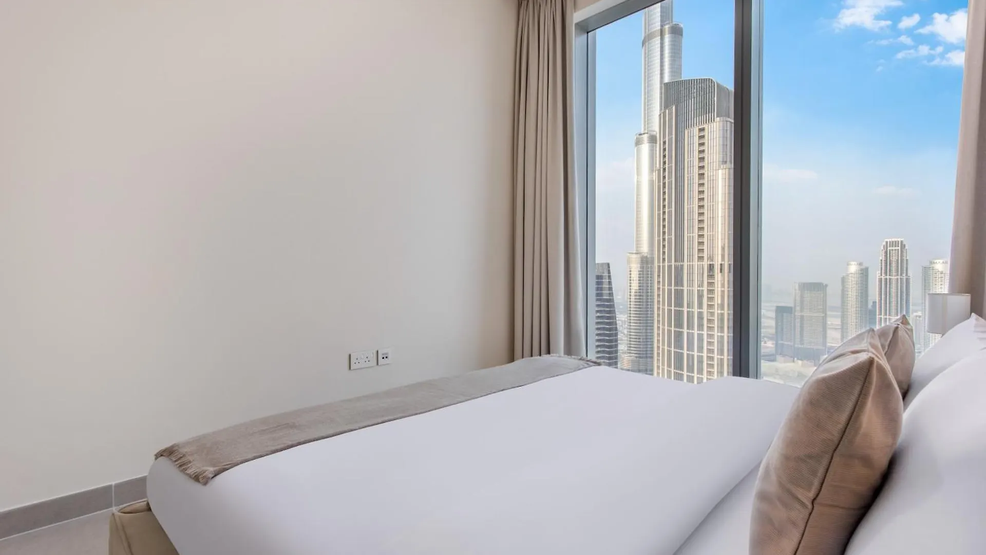 65Th High Floor - 4 Bedroom Apartment With Best Opera, Fountain & Burj Khalifa View - Downtown Dubai - Forte Tower 1 By Stayfinity For Max 9 Guests